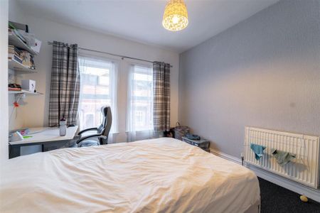 4 bedroom house to rent - Photo 4