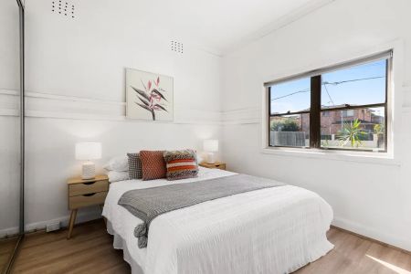 Charming Family Home in Croydon Park - $750/week - Photo 3