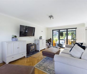 4 bedroom detached house to rent - Photo 1