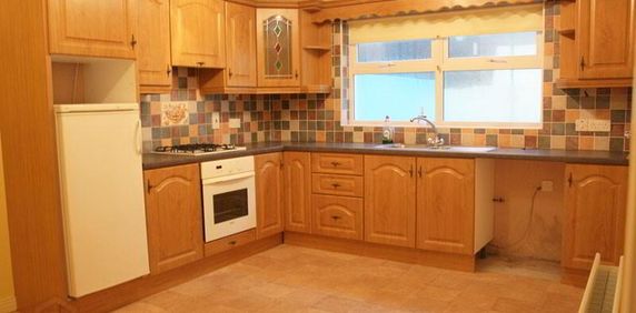 15 Dromore Street, Rathfriland, BT34 5LU - Photo 2