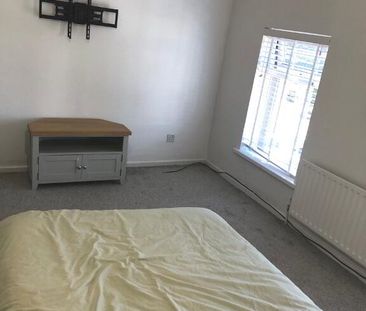139 Bushmills Road, Coleraine, BT52 2BS - Photo 3