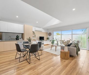 Your Low-Maintenance Retreat Moments from Highpoint - Photo 3