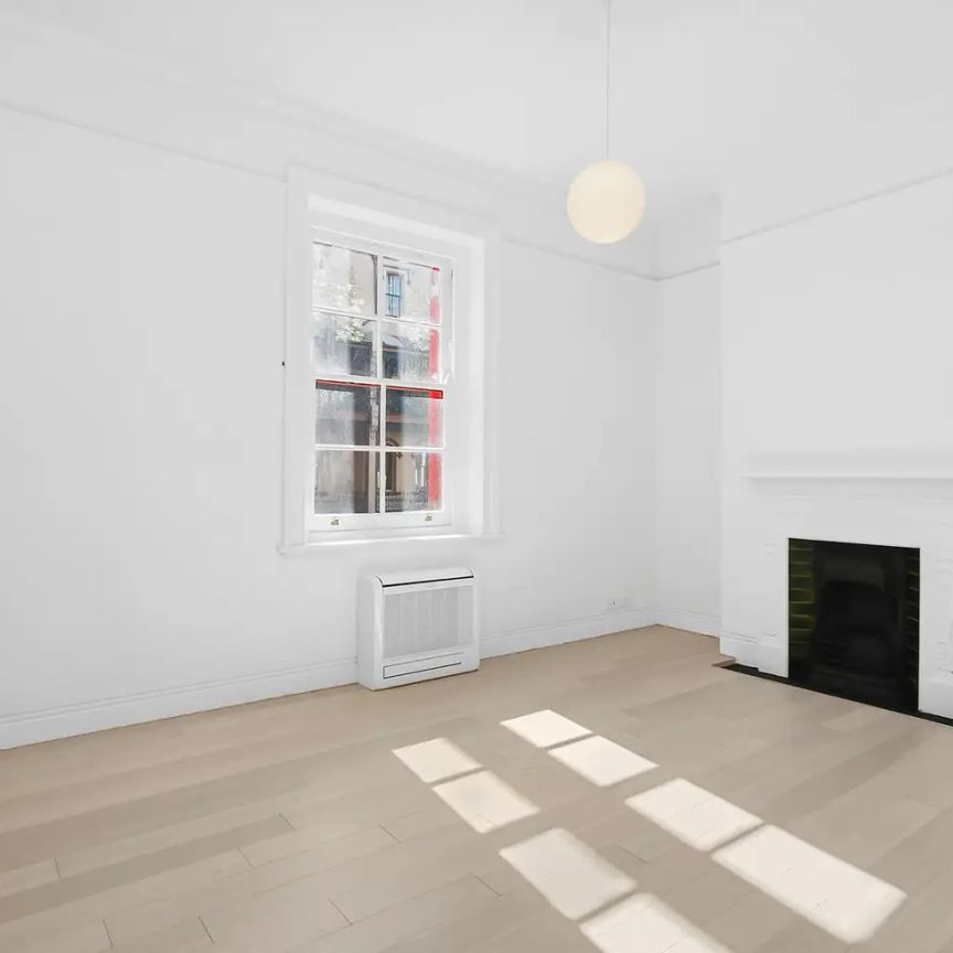 “Landmark apartment living steps from Walsh Bay and The Rocks | Unfurnished” - Photo 1