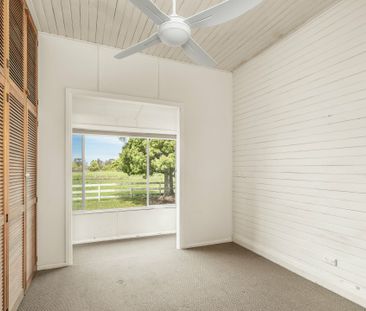 Serene Farm Scene - Photo 3