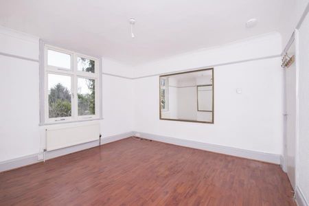 4 Bedroom Maisonette to rent - Photo 4