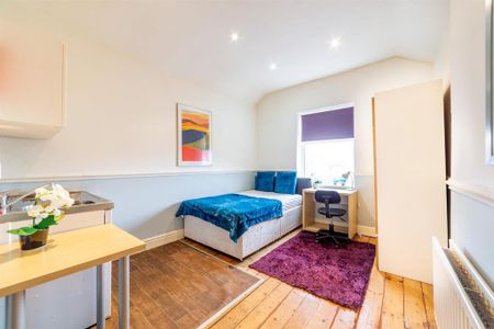 Studio to rent - Photo 2