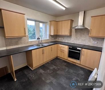 2 bedroom end of terrace house to rent - Photo 6