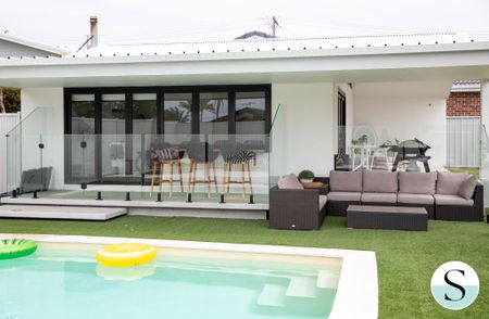 4 Middle Street, Caves Beach NSW 2281 - House For Rent | Domain - Photo 5