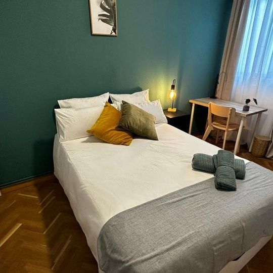 madrid, Community of Madrid 28012 - Photo 1