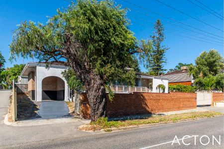 51 GREEN STREET, Mount Hawthorn. - Photo 3