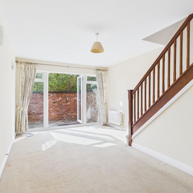The Coach House, Maytree Gates, Evesham Road, GL52 - Photo 1