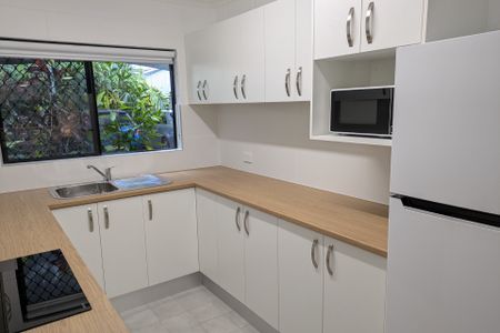 NEWLY RENOVATED CAIRNS CITY APARTMENT, IN SOUGHT LOCATION! - Photo 5