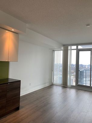 For Lease - 121 Mcmahon Drive Unit# 3107, Toronto, Ontario - Photo 1