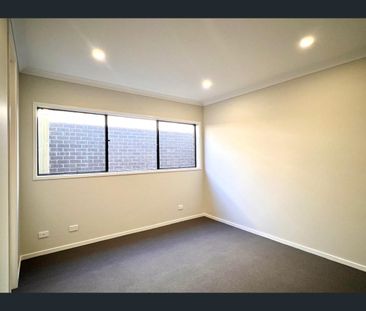 20 Notch Road, Sunbury, Vic 3429 - Photo 3