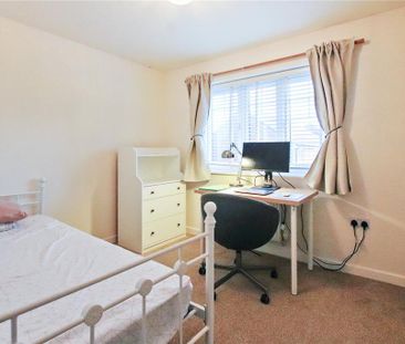 2 bedroom semi-detached house to rent - Photo 2