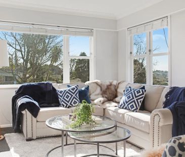 Character & Modern Comfort in the Heart of Howick - Photo 1