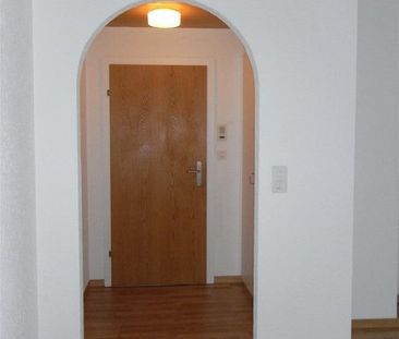 attraktive 2.5 Zimmer-Maisonettewohnung unmittelbar bei ÖV und Einkauf - Foto 3