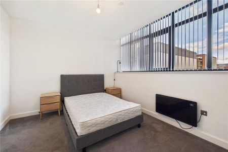 1 bedroom apartment to rent - Photo 2