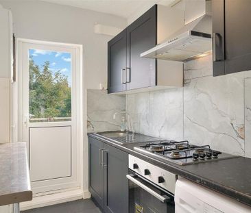 2 bedroom maisonette to rent - Photo 5