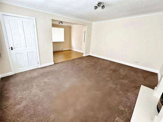 2 bedroom bungalow to rent - Photo 1