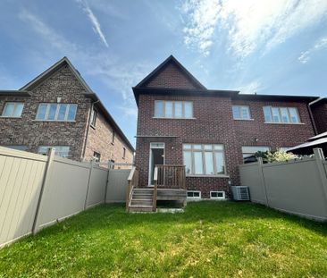 For Lease - 74 Beechborough Crescent, East Gwillimbury, Ontario - Photo 4