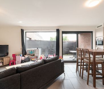 Instapklaar appartement met terras te Sint-Gillis-Waas - Foto 1
