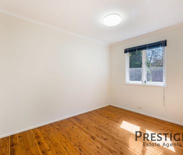 Charming 3-Bedroom Home in a Prime South Penrith Location - Photo 2