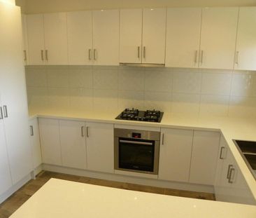 MODERN HOME! - Photo 4