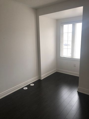 For Lease - 896 Thompson Road, Milton, Ontario - Photo 5