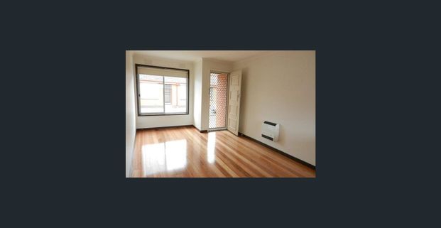Bright and Spacious 1 Bedroom Unit in Prime Location - Photo 1