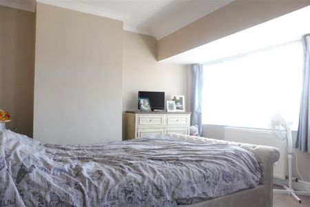 Rothesay Road, GOSPORT - Photo 3