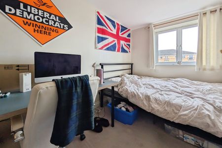 The Dell, Southampton, SO15 - Photo 3