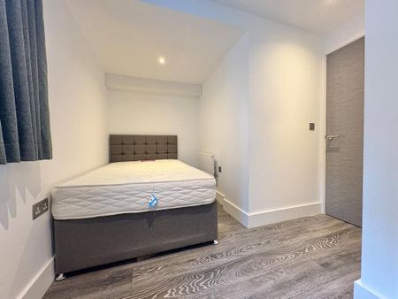 2 bedroom flat to rent - Photo 4