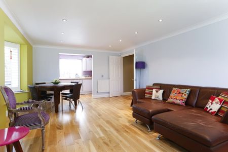 2 bedroom apartment to rent - Photo 2