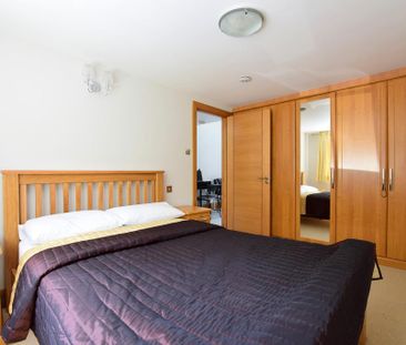 Studio to rent - Photo 2