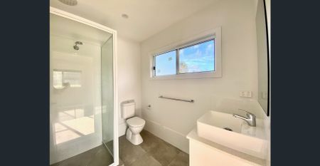 3 bedroom duplex - 780 p/w - Photo 4