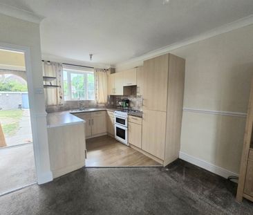 3 bed Semi-Detached - To Let - Photo 1
