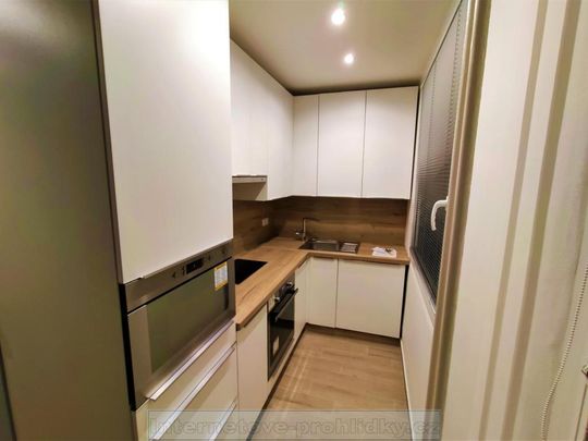 Pronájem bytu 1+kk 37 m2 - Photo 1