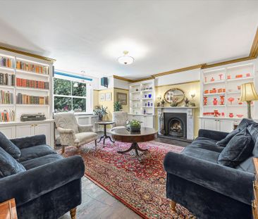Spacious garden apartment with private patio and generous entertaining space in the heart of Belsize Park - Photo 2