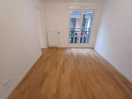 location Appartement T2 DE 58.6m² À COURBEVOIE - Photo 5