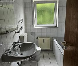 Helle 2- Zimmer- Wohnung *Stellplatz - Foto 1