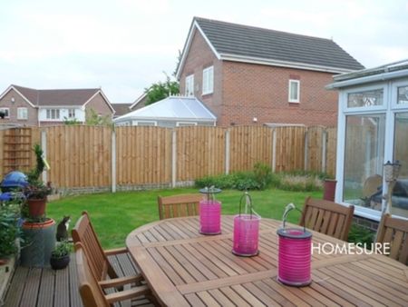 Turnstone Drive, Halewood, Liverpool, Merseyside, L26 7WR - Photo 5