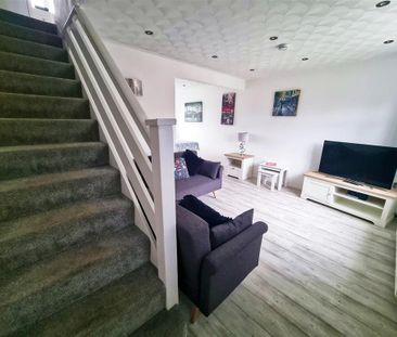 2 bedroom terraced house to rent - Photo 3