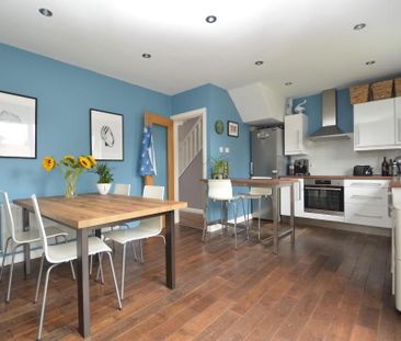 30 Rochester Road, Belfast, BT6 9LJ - Photo 5