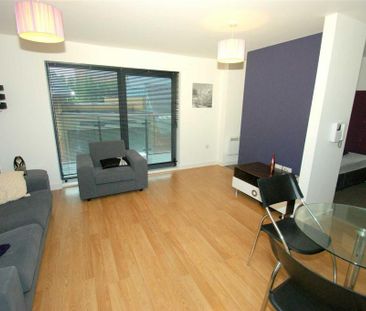 1 bedroom flat to rent - Photo 6