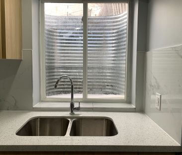 For Lease - 37 Pennyroyal Crescent, Brampton, Ontario - Photo 5