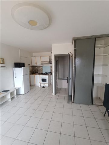 1 pièce - Meublé - 23,6 m² - 1er étage - Colocation non autorisée - Photo 4