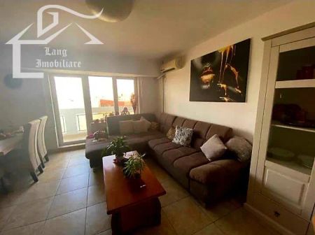 De inchiriat apartament 3 camere CENTRAL! - Fotografie 3