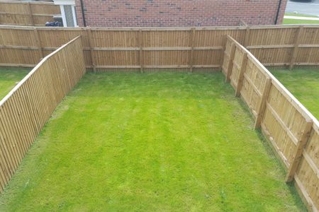 Amber Close, Upton, Pontefract - Photo 3