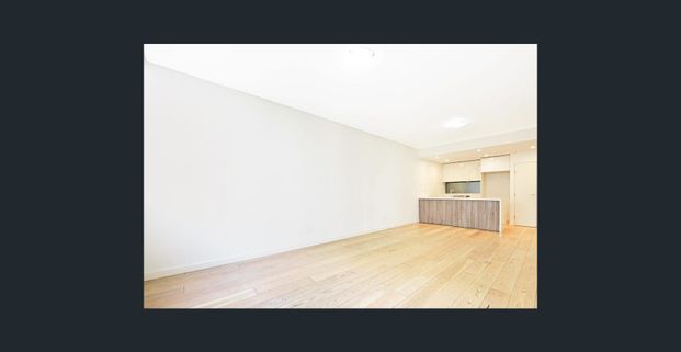 Stunning One Bedroom Apartment For Rent! - Photo 1